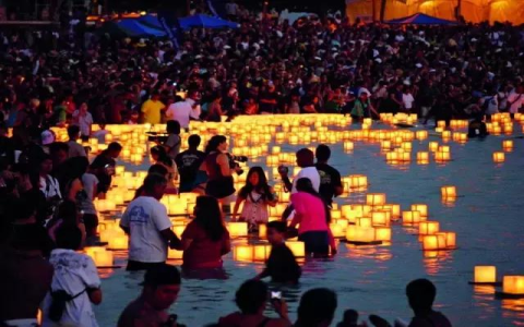 中元節放水燈 Water Lanterns 習俗意義與祭祀文化 中元節放水燈 water lanterns 習俗意義與祭祀文化